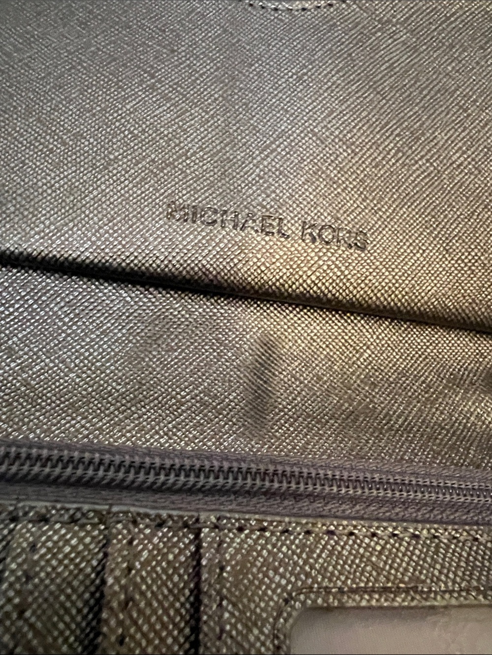 Michael Kors wristlet - Picture 8 of 10